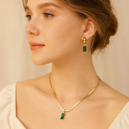Victoria Emerald Jewelry Set - Rose & Oliver