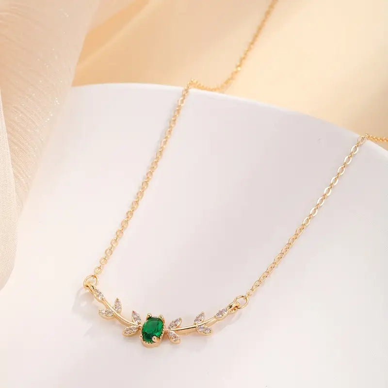 Amira Valmorin Necklace - Rose & Oliver