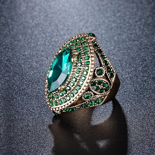 Emerald Regent Ring - Rose & Oliver