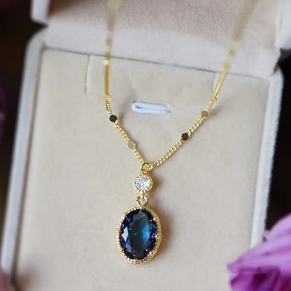 Thessia Lunebray Necklace - Rose & Oliver