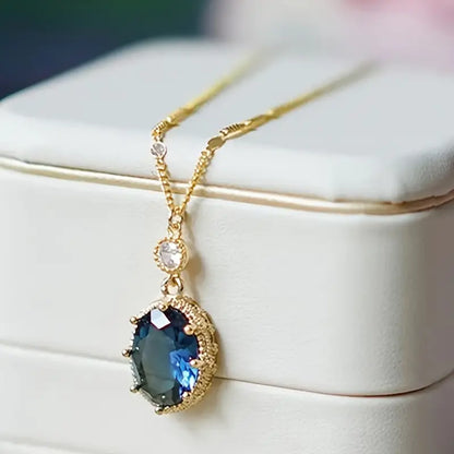 Thessia Lunebray Necklace - Rose & Oliver