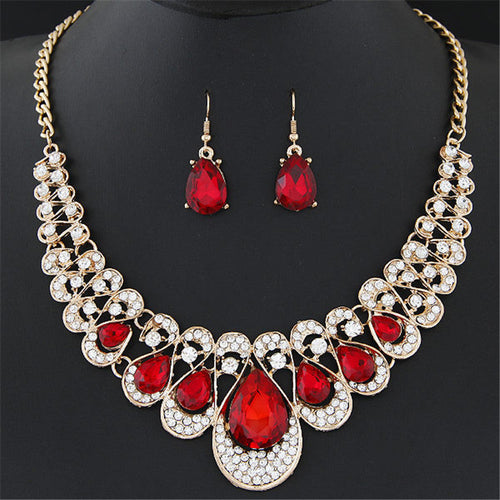 Maevina Crimselle Jewelry Set - Rose & Oliver