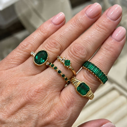 Zarina Exquisite Emerald Gold Ring Set