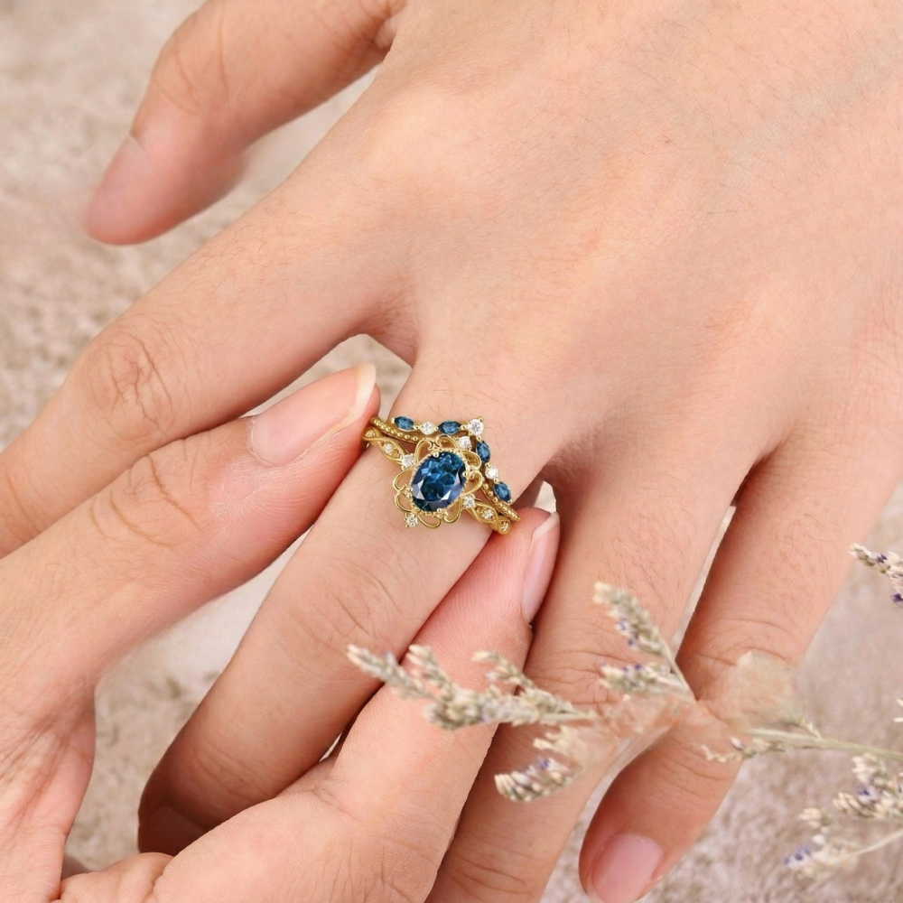 Azelia Sapphire Crown Ring - Rose & Oliver