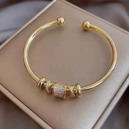 Luna Charm Bracelet - Rose & Oliver