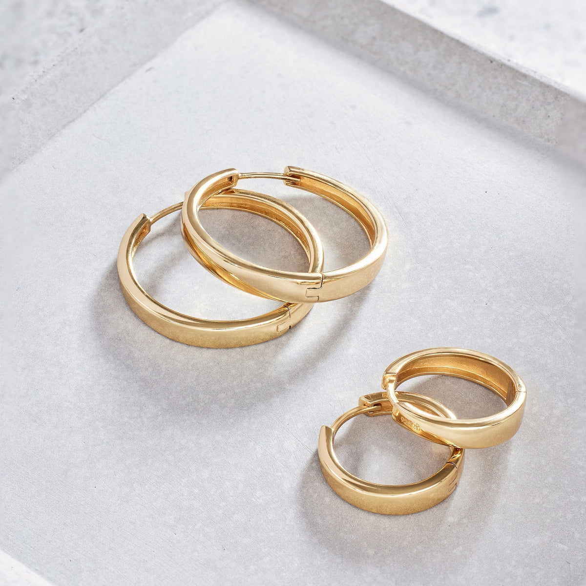 Gia Statement Hoop Earrings - Rose & Oliver