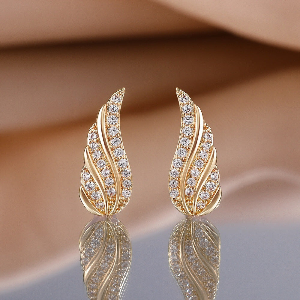 Modern Leaf Pavé Earrings - Rose & Oliver