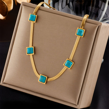 Vionelle Coastline Necklace - Rose & Oliver