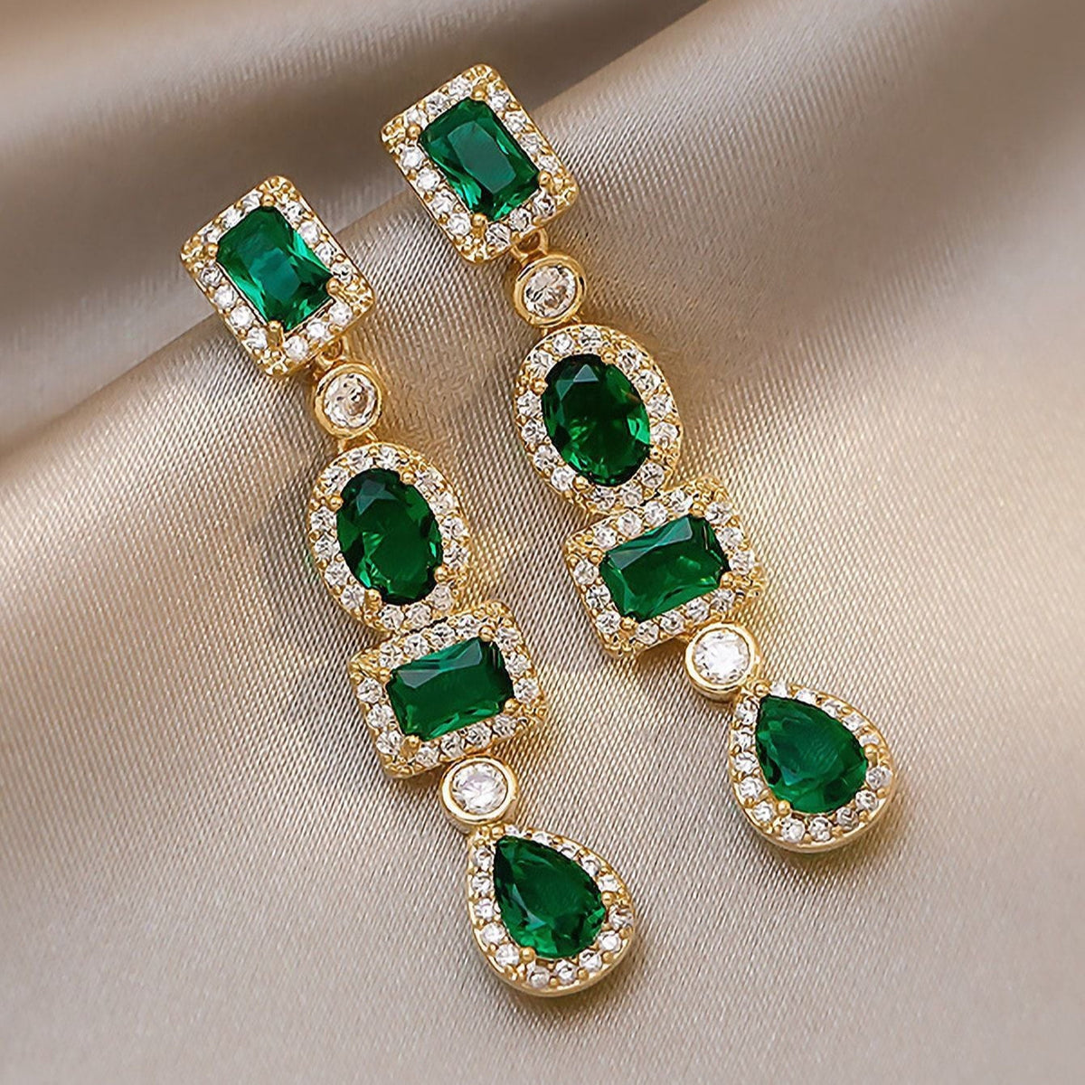 Coraline Esmarisse Dangle Earrings - Rose & Oliver