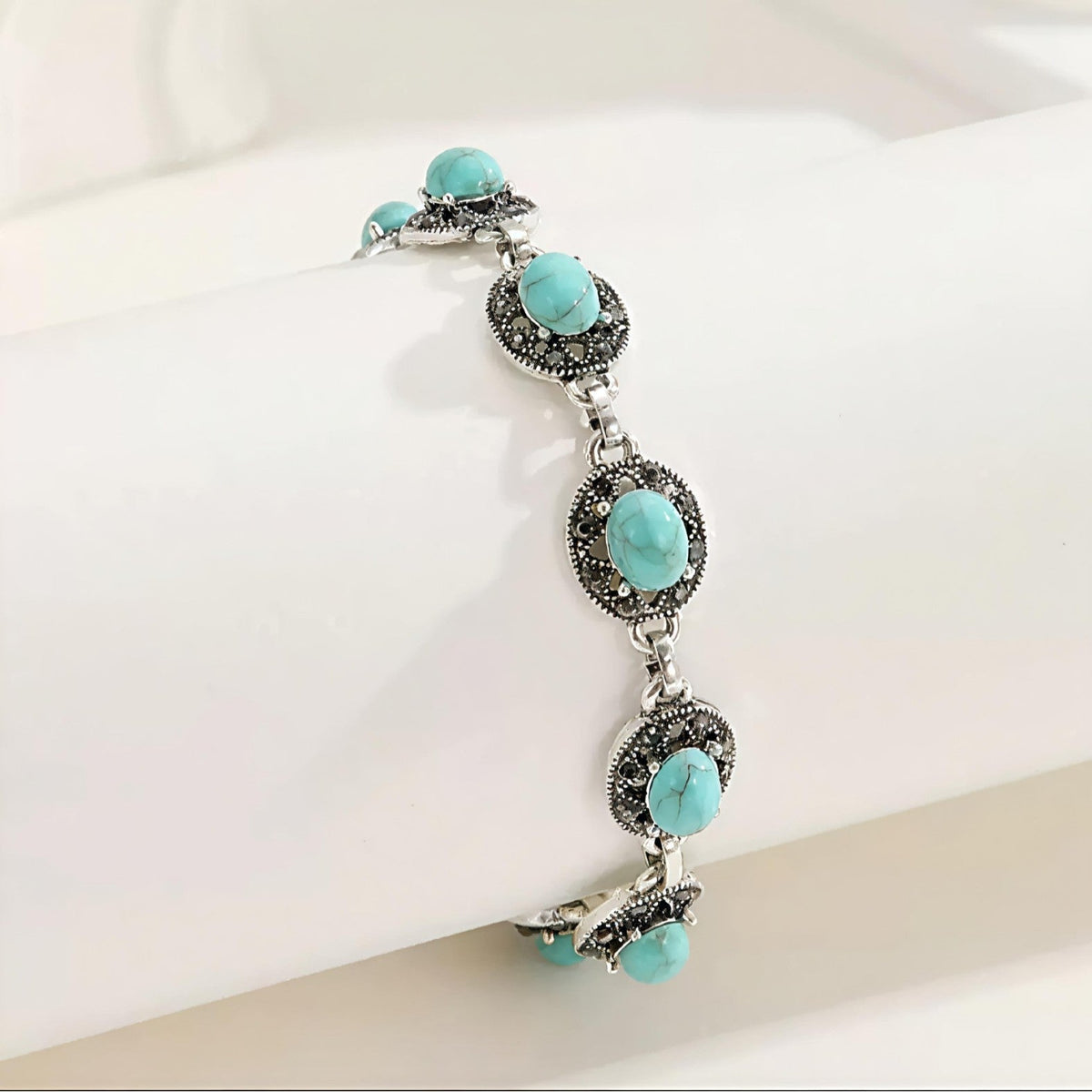 Corvelle Noble Emblem Bracelet - Rose & Oliver