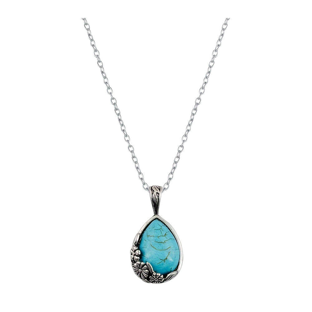 Serelle Ornament Pendant Necklace - Rose & Oliver