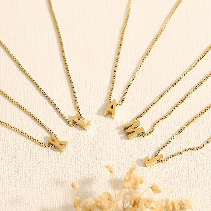 Love Letter Initial Necklace (Gold) - Rose & Oliver