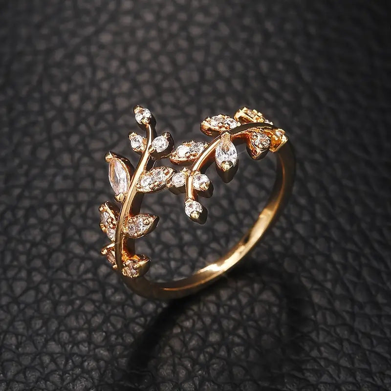 Elegant Vine Gold Ring - Rose & Oliver