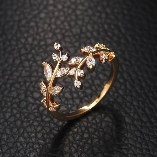 Elegant Vine Gold Ring - Rose & Oliver