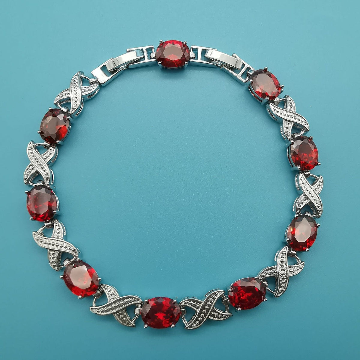 Alendra Flameaux Bracelet - Rose & Oliver