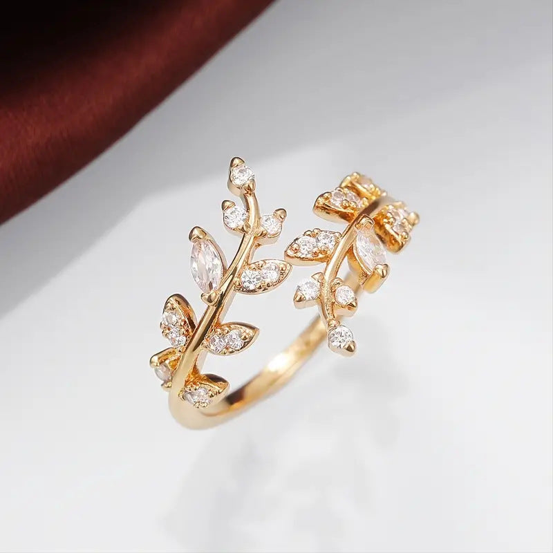 Elegant Vine Gold Ring - Rose & Oliver