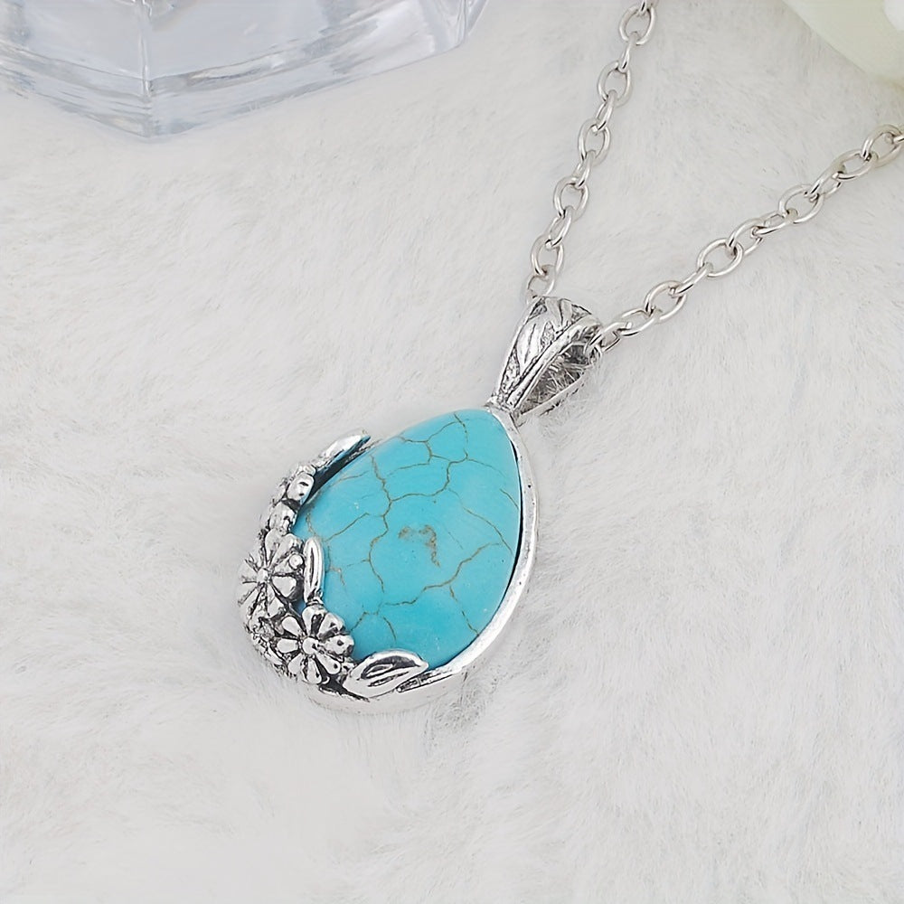 Serelle Ornament Pendant Necklace - Rose & Oliver