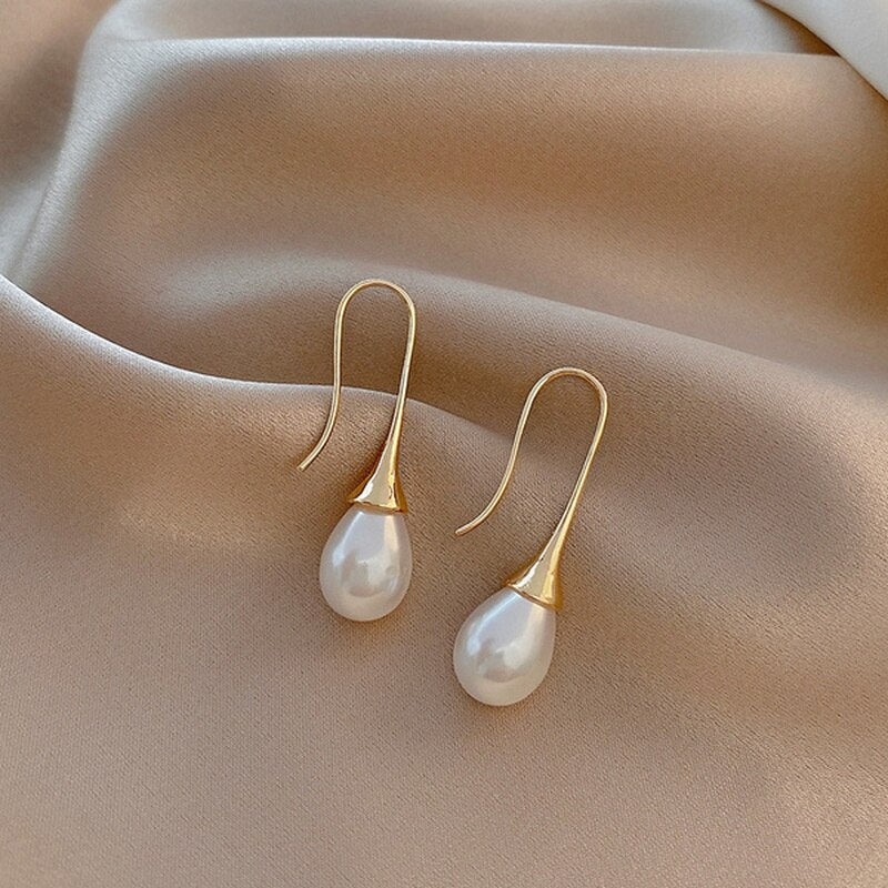 Pearl Drop Earrings - Rose & Oliver