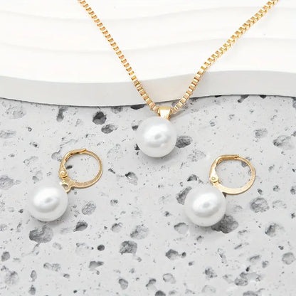 Golden Grace Pearl Jewelry Set - Rose & Oliver