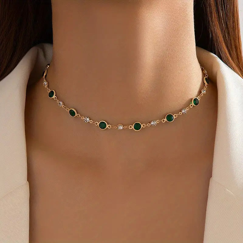 Elira Vescari Necklace - Rose & Oliver