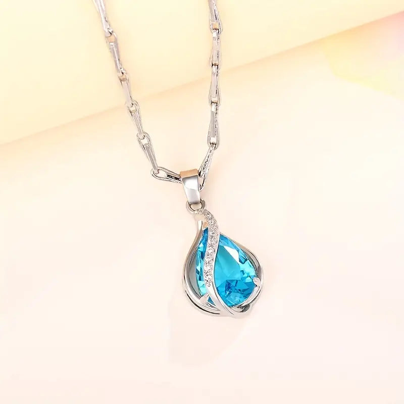 Celestine Vireaux Necklace - Rose & Oliver