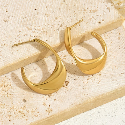Sculpted Crescent Hoop Earrings - Rose & Oliver