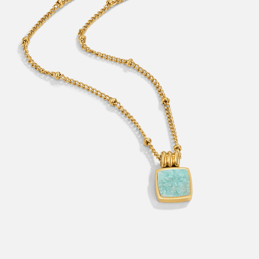 Astoria Green Stone Pendant Necklace - Rose & Oliver