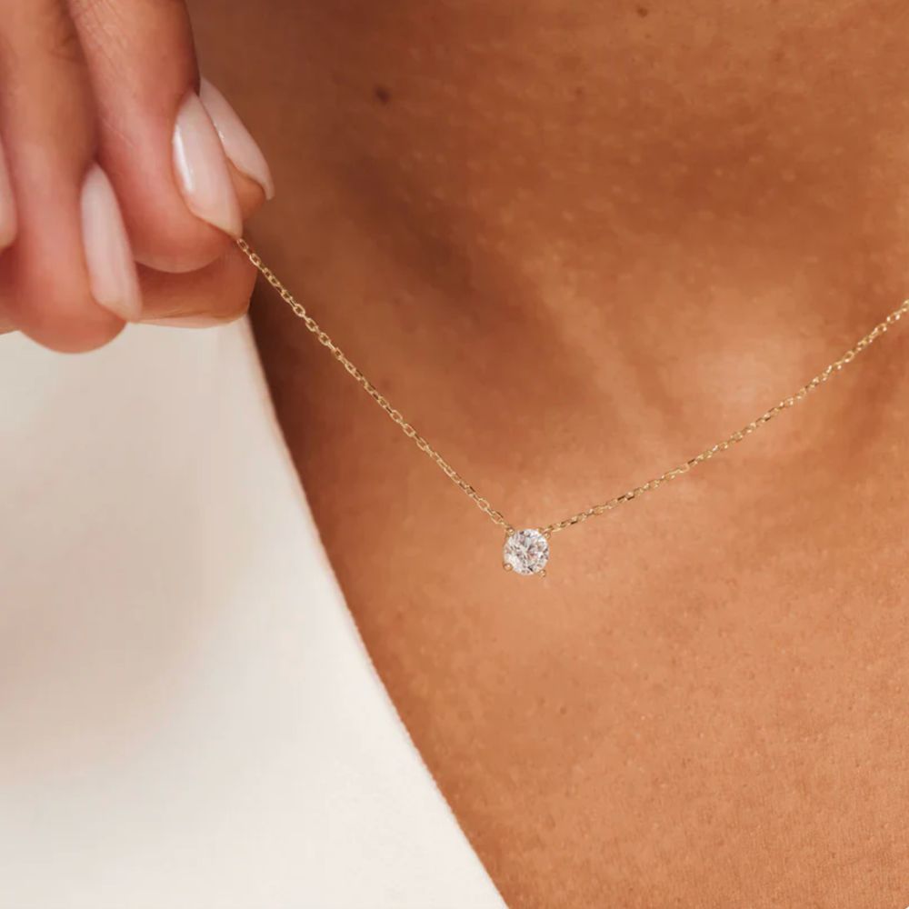 Cléa Stone Necklace
